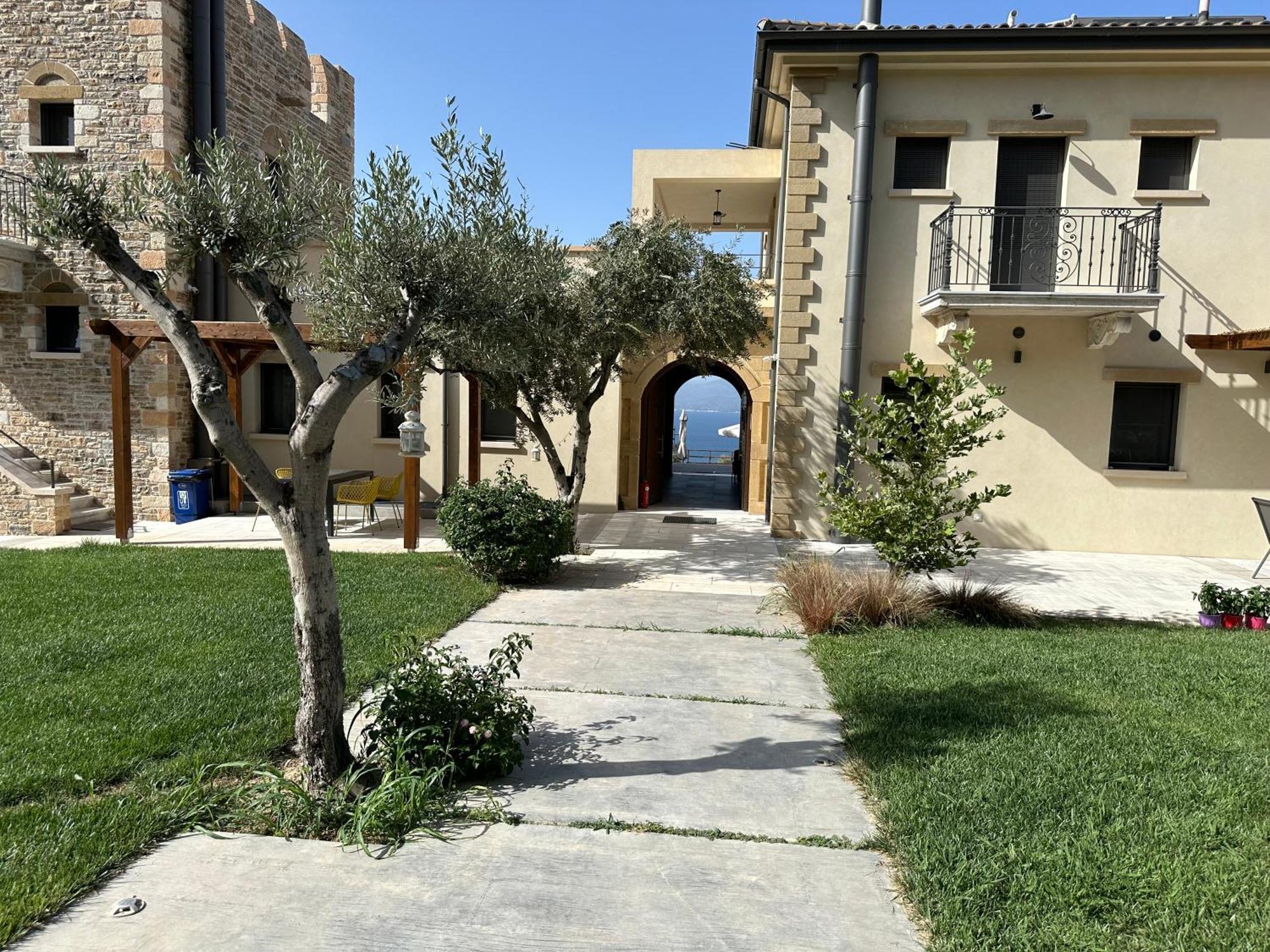 Villa Kalamos / Sea View And Pool Nearby Athens Экстерьер фото