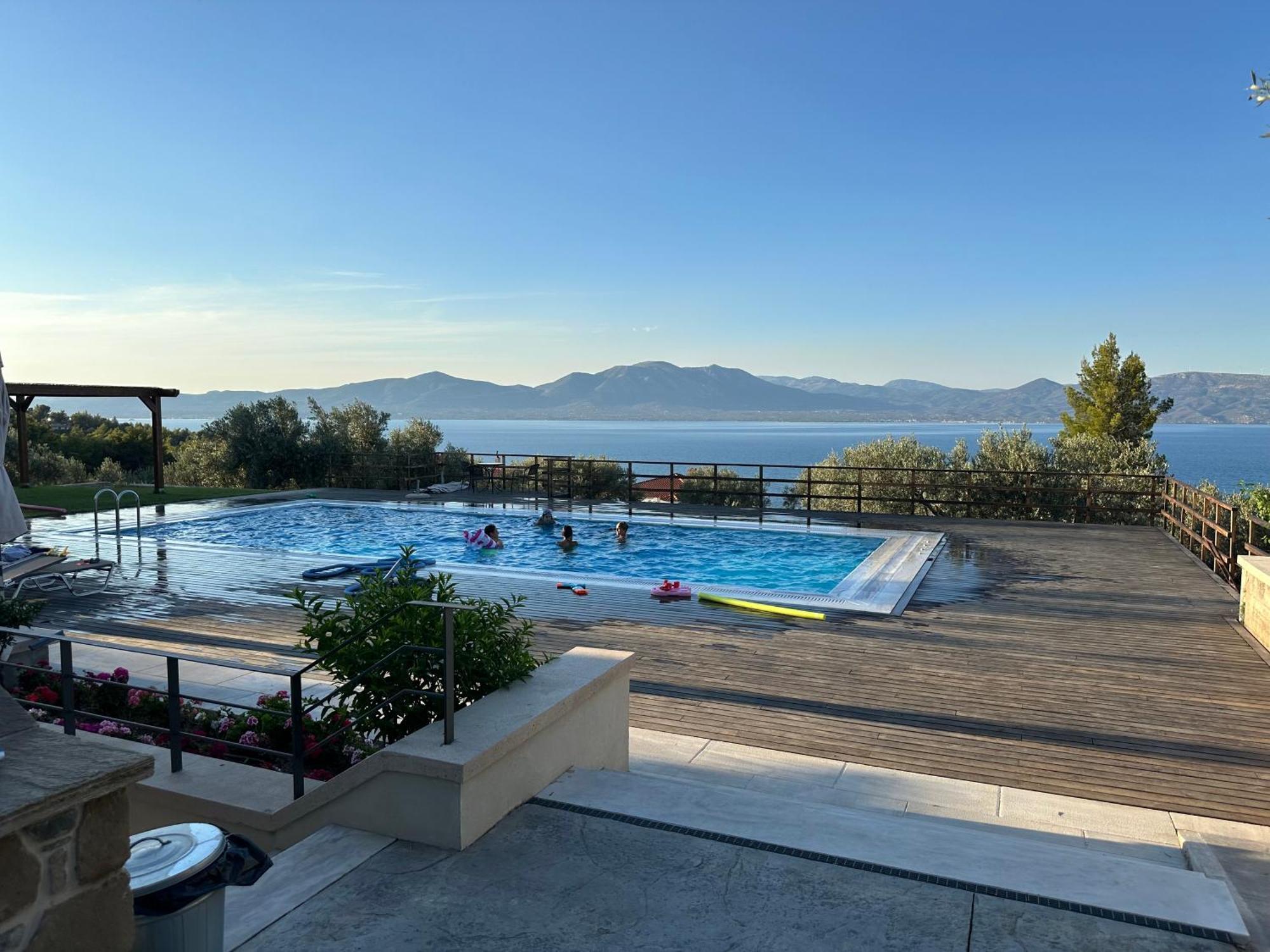 Villa Kalamos / Sea View And Pool Nearby Athens Экстерьер фото