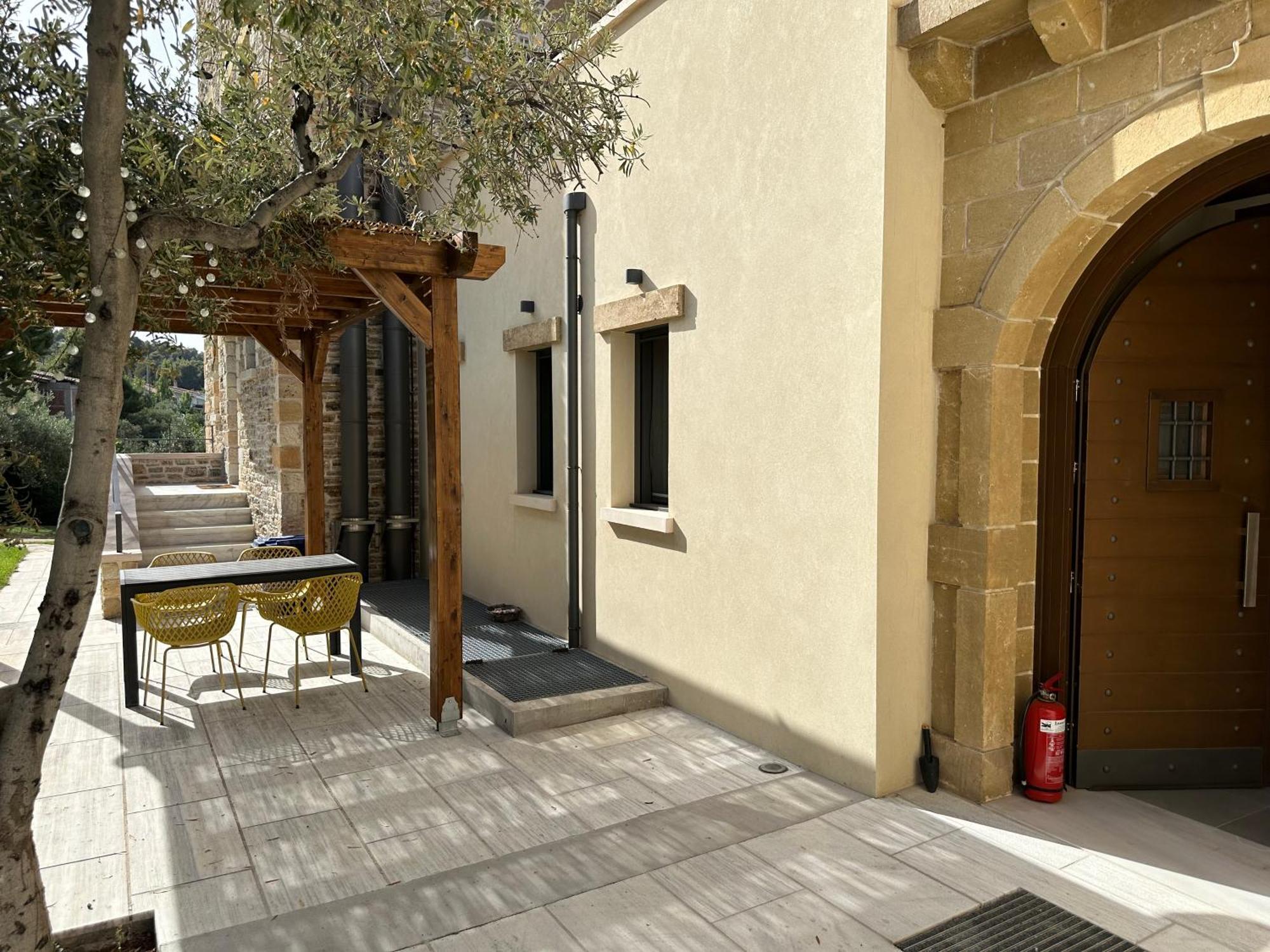 Villa Kalamos / Sea View And Pool Nearby Athens Экстерьер фото