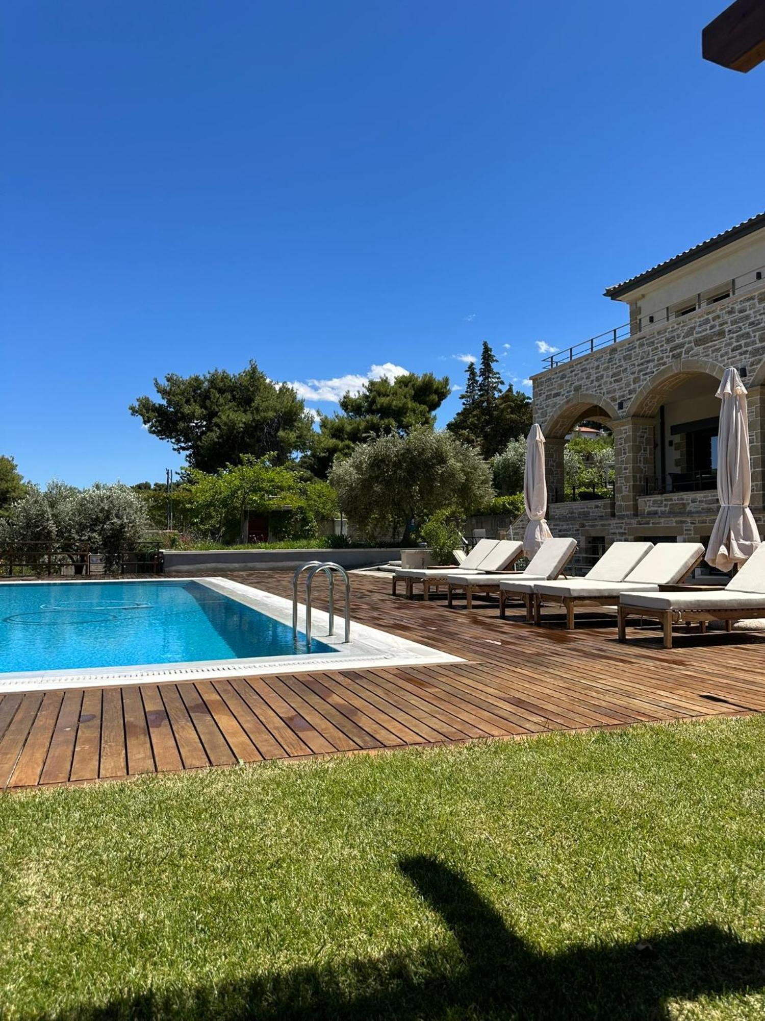 Villa Kalamos / Sea View And Pool Nearby Athens Экстерьер фото